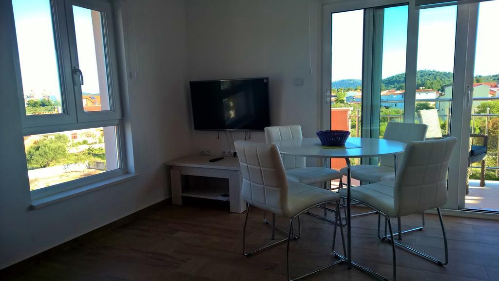 Villa Palas Apartments 2 로고즈니차 객실 사진