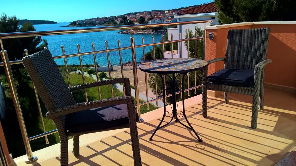 Villa Palas Apartments 2 로고즈니차 객실 사진