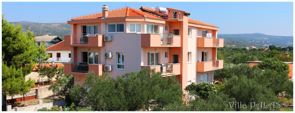 Villa Palas Apartments 2 로고즈니차 외부 사진